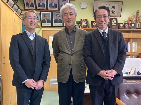 山際先生写真 山際先生写真